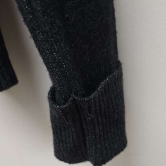 PINK CLOVER 🛍 Carson Button Detail Crew Neck Sweater - Size L - Picture 5 of 11